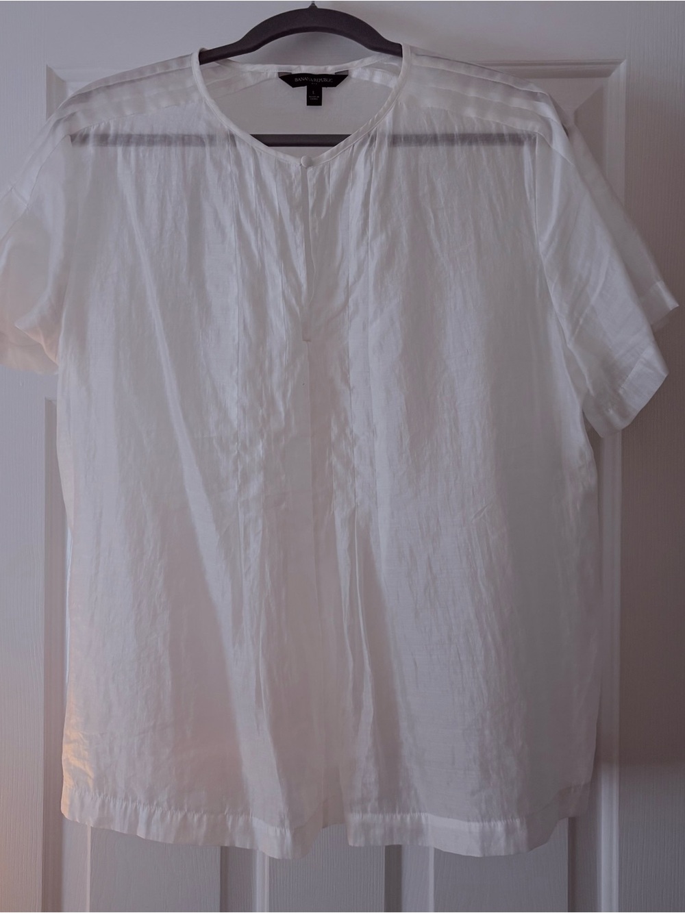 Banana Republic White Short-Sleeve Button Popover Blouse